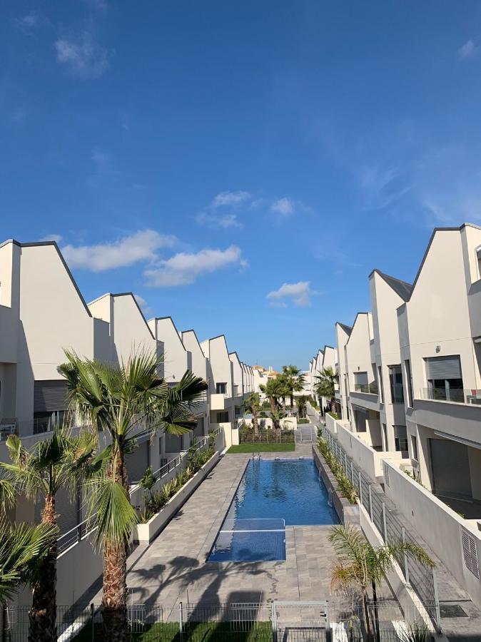 Ferienhaus Con Solarium Amalia Torrevieja